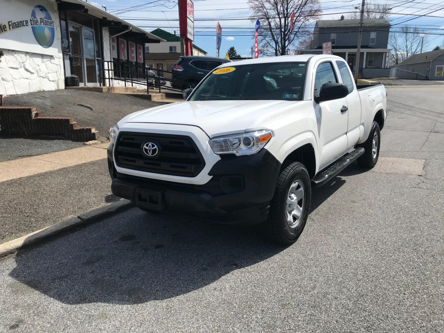 2016 White /Gray Toyota Tacoma SR5 (5TFRX5GN1GX) with an 2.7 V4 engine, Automatic transmission, located at 577 Chester Pike, Prospect Park, PA, 19076, (610) 237-1015, 39.886154, -75.302338 - Photo#2